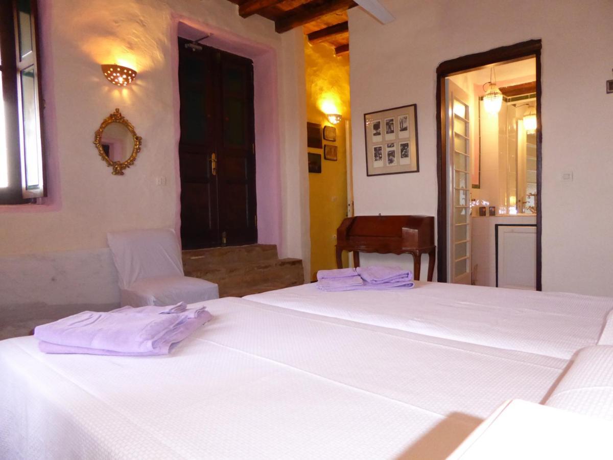 Villa Via Savoia Gourna Esterno foto