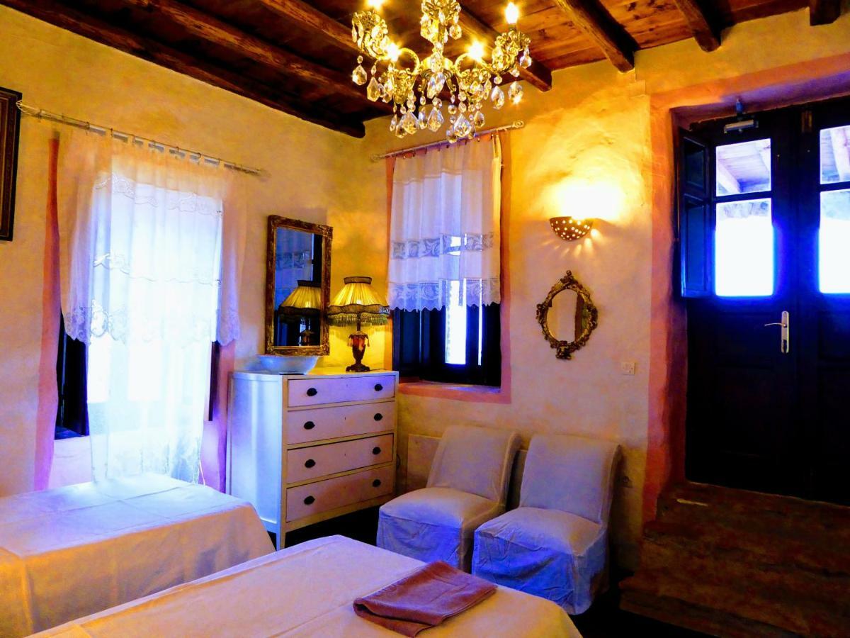 Villa Via Savoia Gourna Esterno foto
